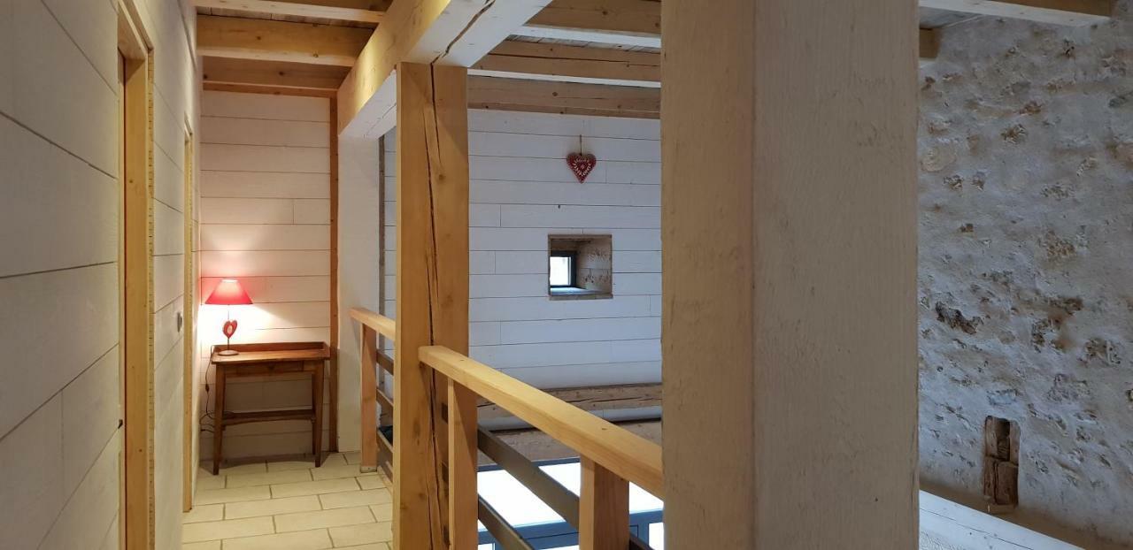 Le Jura En Toutes Saisons Piscine, Spa, Location Vtt, Balades 2Cv, Climatisation Bonlieu Exterior photo